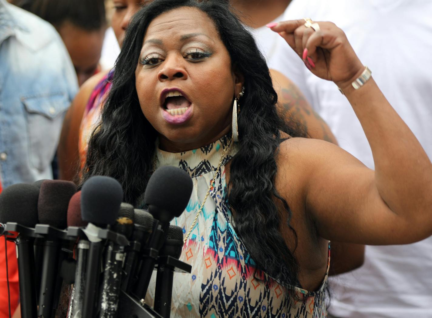 Valerie Castile, mother of Philando Castile, spoke with passion about her reaction to a not guity verdict for Officer Jeronimo Yanez at the Ramsey County Courthouse in St. Paul, Minn., on Friday June 16, 2017. (Renee Jones Schneider/Star Tribune via AP)