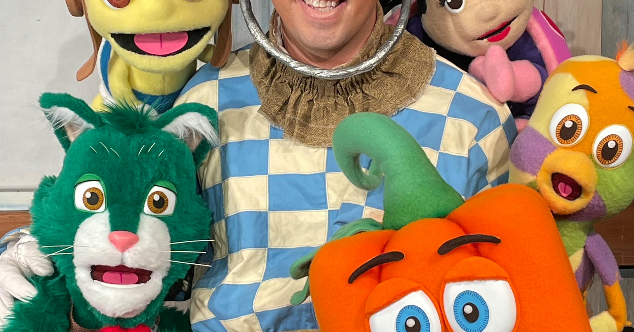 Twin Cities theater company films new Spookley puppet show