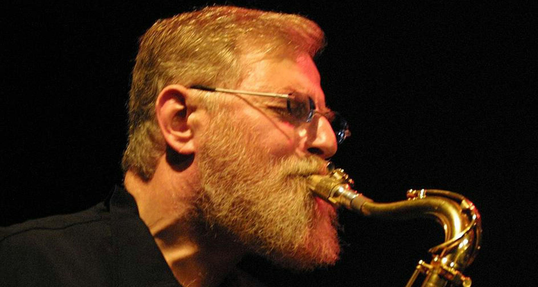 Lew Tabackin on sax credit: Dirk Stockmans