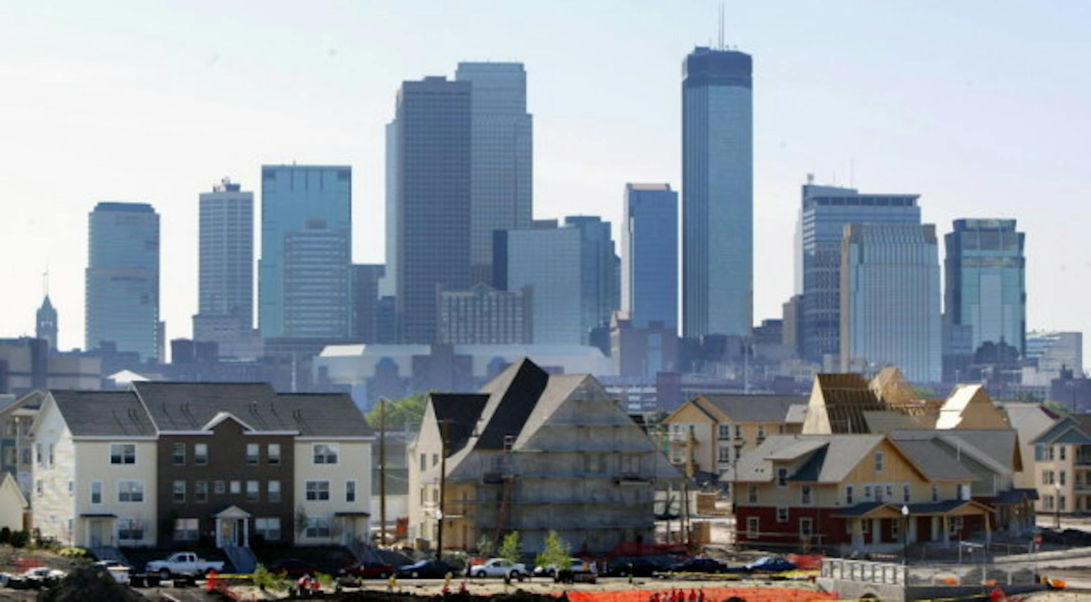 Townhouses in Heritage Park that were under construction in 2003.