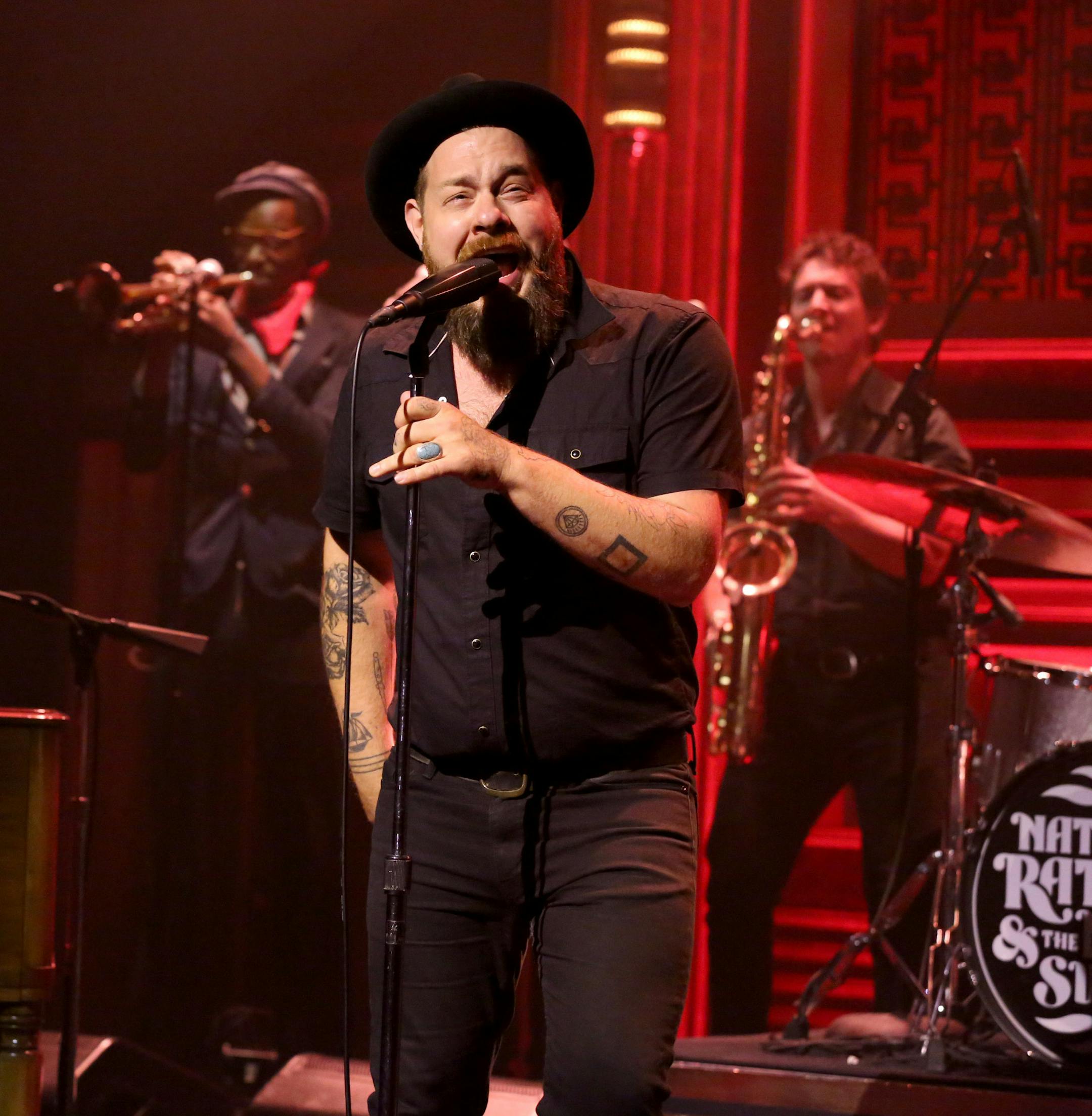 THE TONIGHT SHOW STARRING JIMMY FALLON -- Episode 0306 -- Pictured: Musical guest Nathaniel Rateliff & The Night Sweats perform on August 5, 2015 -- (Photo by: Douglas Gorenstein/NBC) ORG XMIT: Season: 2