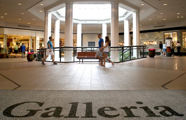 The Galleria in Edina, MN on August 26, 2013. ] JOELKOYAMA&#x201a;&#xc4;&#xa2;joel koyama@startribune The galleria is welcoming several new stores alr