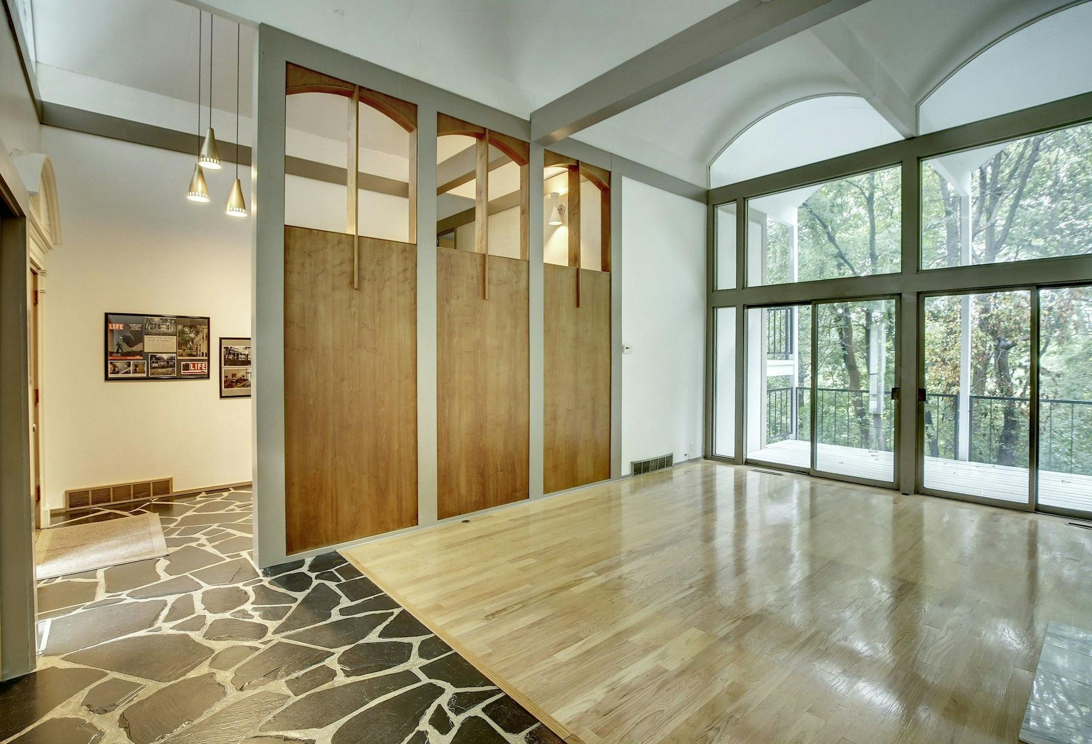 Minnetonka home for sale designed by architect Donald Hustad for his family and featured in 1958 LIFE magazine.