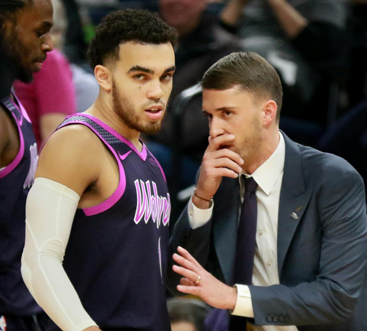 Ryan Saunders talked strategy with Tyus Jones during a game on Jan. 11. Jones hasn't played since Jan. 15