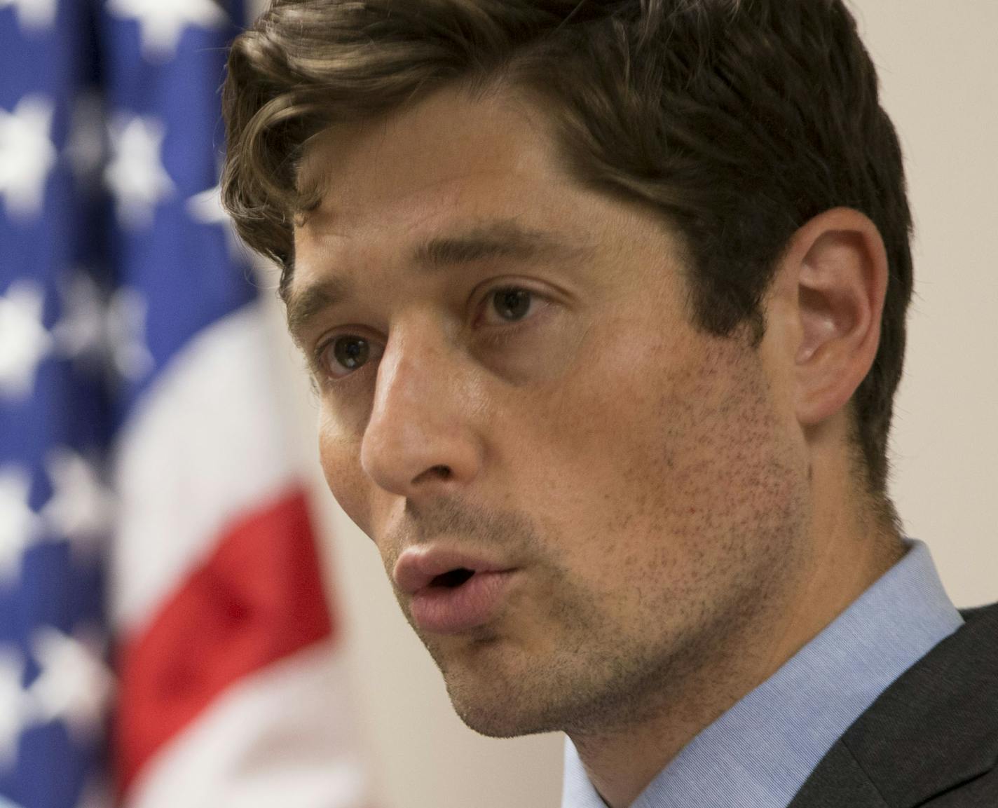 Minneapolis Mayor, Jacob Frey, gives a statement regarding the evening's shooting as Chief of Police, Medaria Arradondo looks on. ] ALEX KORMANN &#x2022; alex.kormann@startribune.com Minneapolis Mayor, Jacob Frey, and Chief of Police, Medaria Arradondo held a press conference in the mayor's office at 11pm following the fatal police shooting of an African American man in North Minneapolis only hours earlier. The mayor expressed great sadness and regret towards the death and neither official could