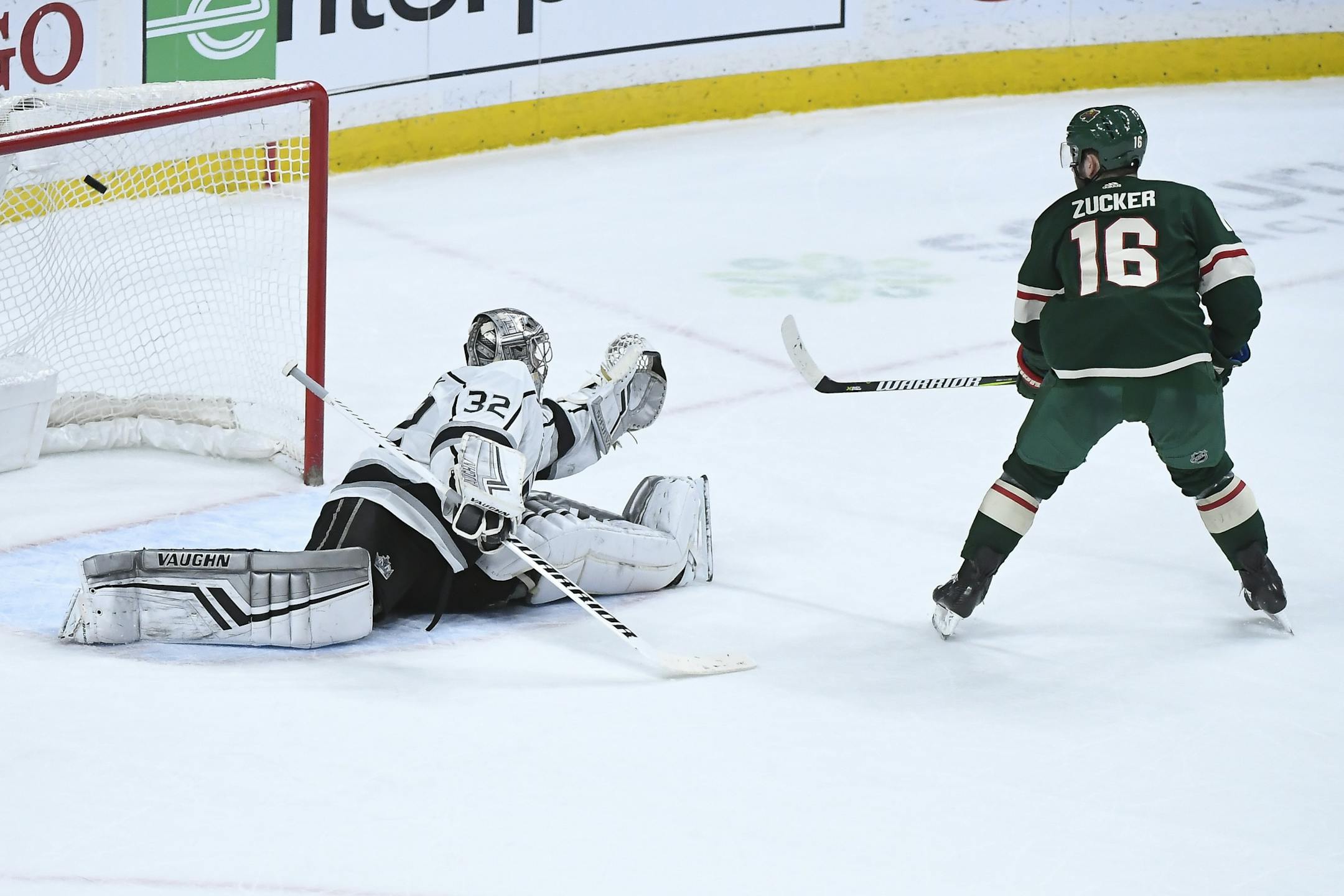 Minnesota Wild left wing Jason Zucker (16) scored the game-winning goal in overtime against Los Angeles Kings goaltender Jonathan Quick (32).