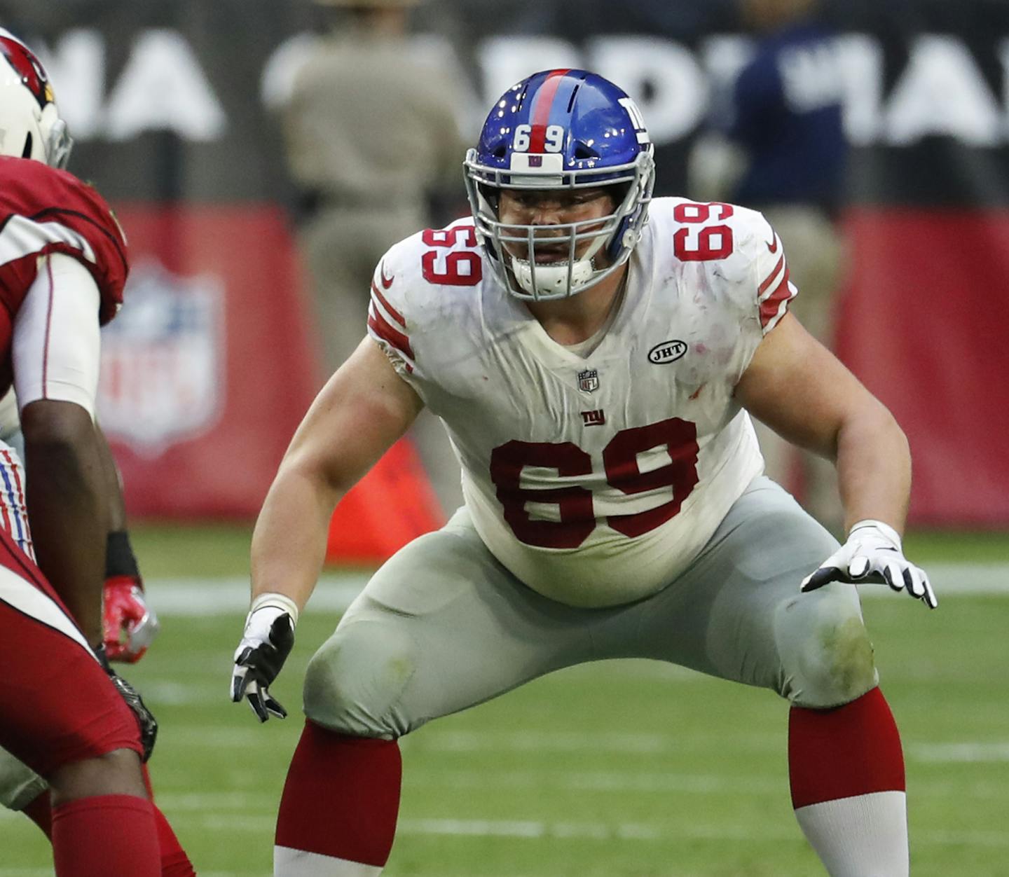 New York Giants center Brett Jones (69) during an NFL football game against the Arizona Cardinals, Sunday, Dec. 24, 2017, in Glendale, Ariz. The Cardinals won 23-0. (AP Photo/Rick Scuteri)