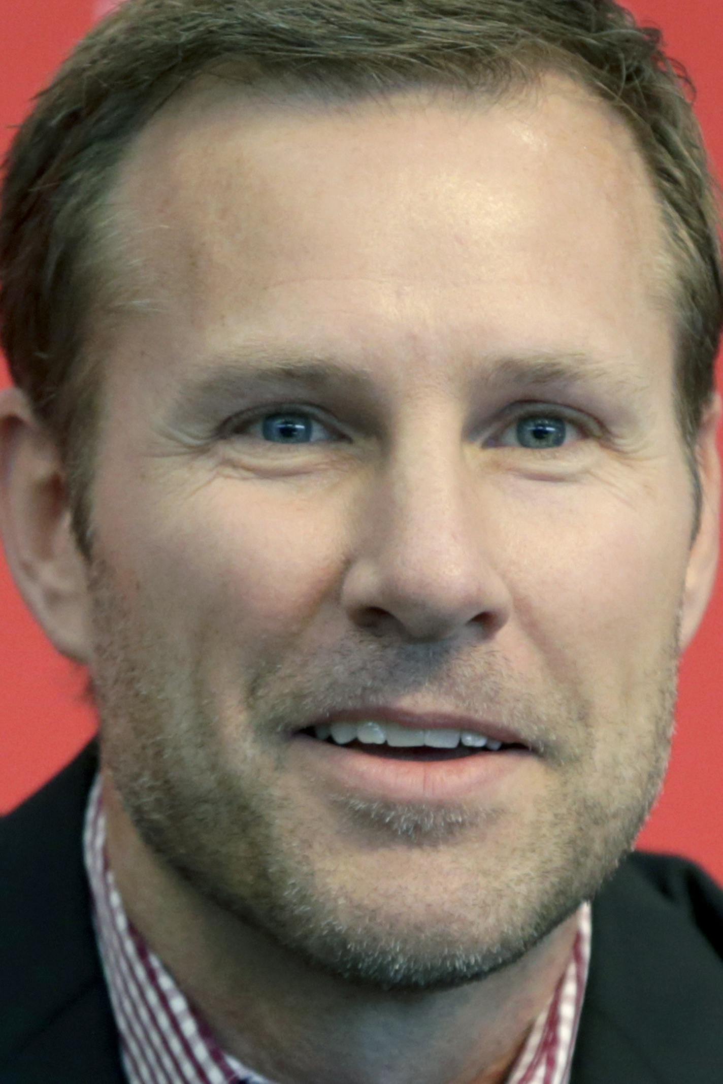 Fred Hoiberg smiles as he is introduced as Nebraska's new NCAA college basketball head coach at a news conference in Lincoln, Neb., Tuesday, April 2, 2019. Hoiberg, former head coach for the Chicago Bulls and Iowa State, replaces fired head coach Tim Miles. (AP Photo/Nati Harnik)