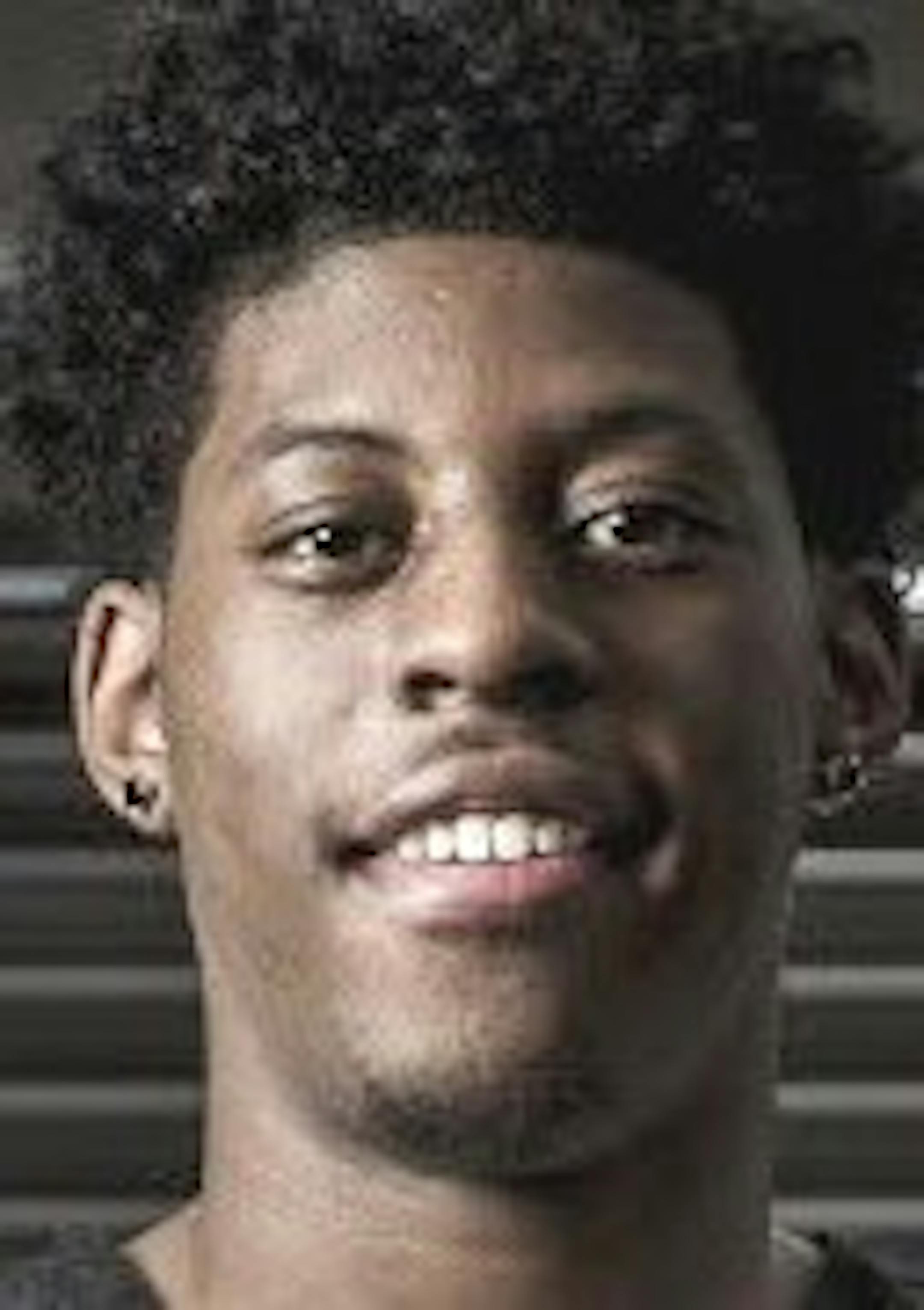 Sacar Anim, DeLaSalle