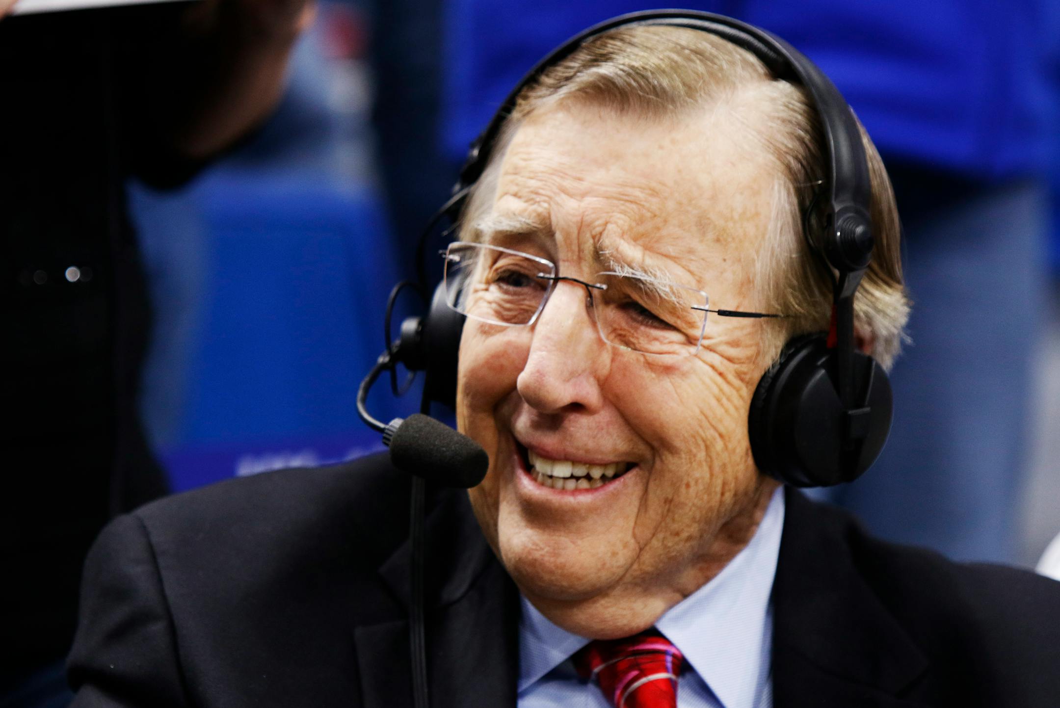 Veteran broadcaster Brent Musburger prepares for his last broadcast prior to an NCAA college basketball game between Kentucky and Georgia, Tuesday, Jan. 31, 2017, in Lexington, Ky. The game marks Musburger's last broadcast before retirement. (AP Photo/James Crisp)