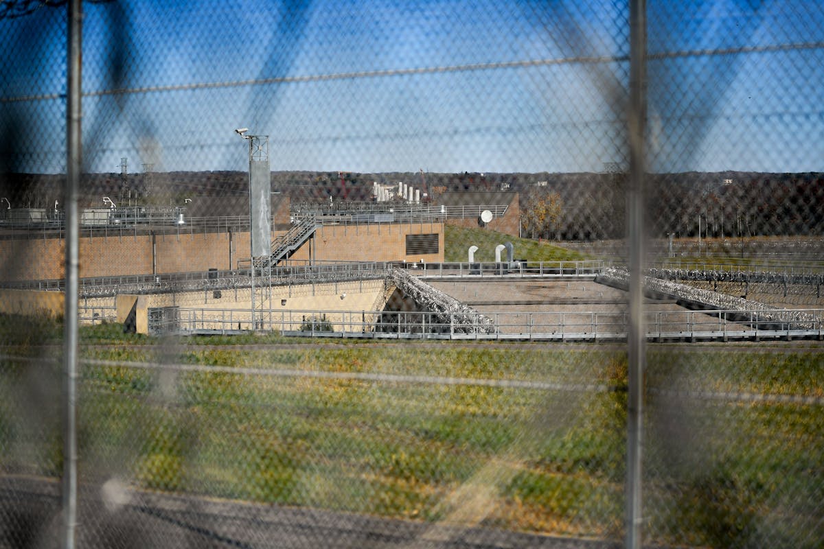 Behind these fences and razor wire is Oak Park's Administrative Control Unit or ACU. It houses the most violent offenders, keeping them segregated fro