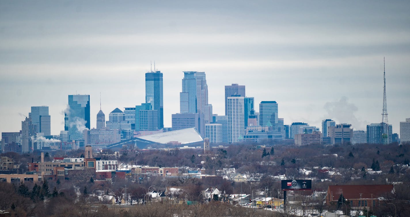 The Minneapolis skyline as seen from downtown St. Paul. ] GLEN STUBBE &#x2022; glen.stubbe@startribune.com Monday, December 3, 2018 EDS, available for any appropriate use.