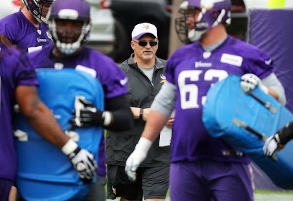 Vikings offensive line coach Tony Sparano died Sunday. The team has cancelled today's practice for his memorial service.