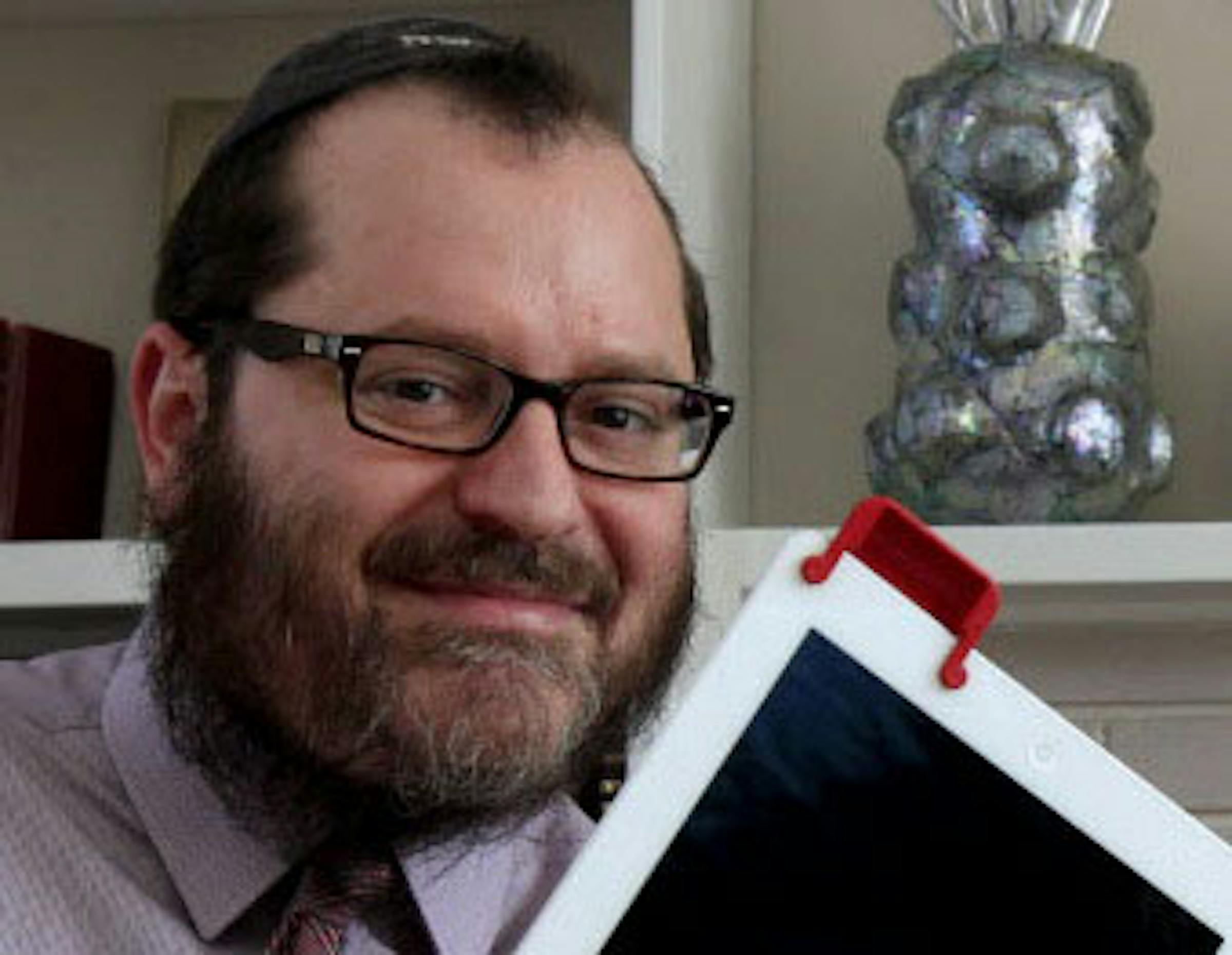 Obituary: Rabbi Moshe Weiss survived the 'Shark Tank,' but true love