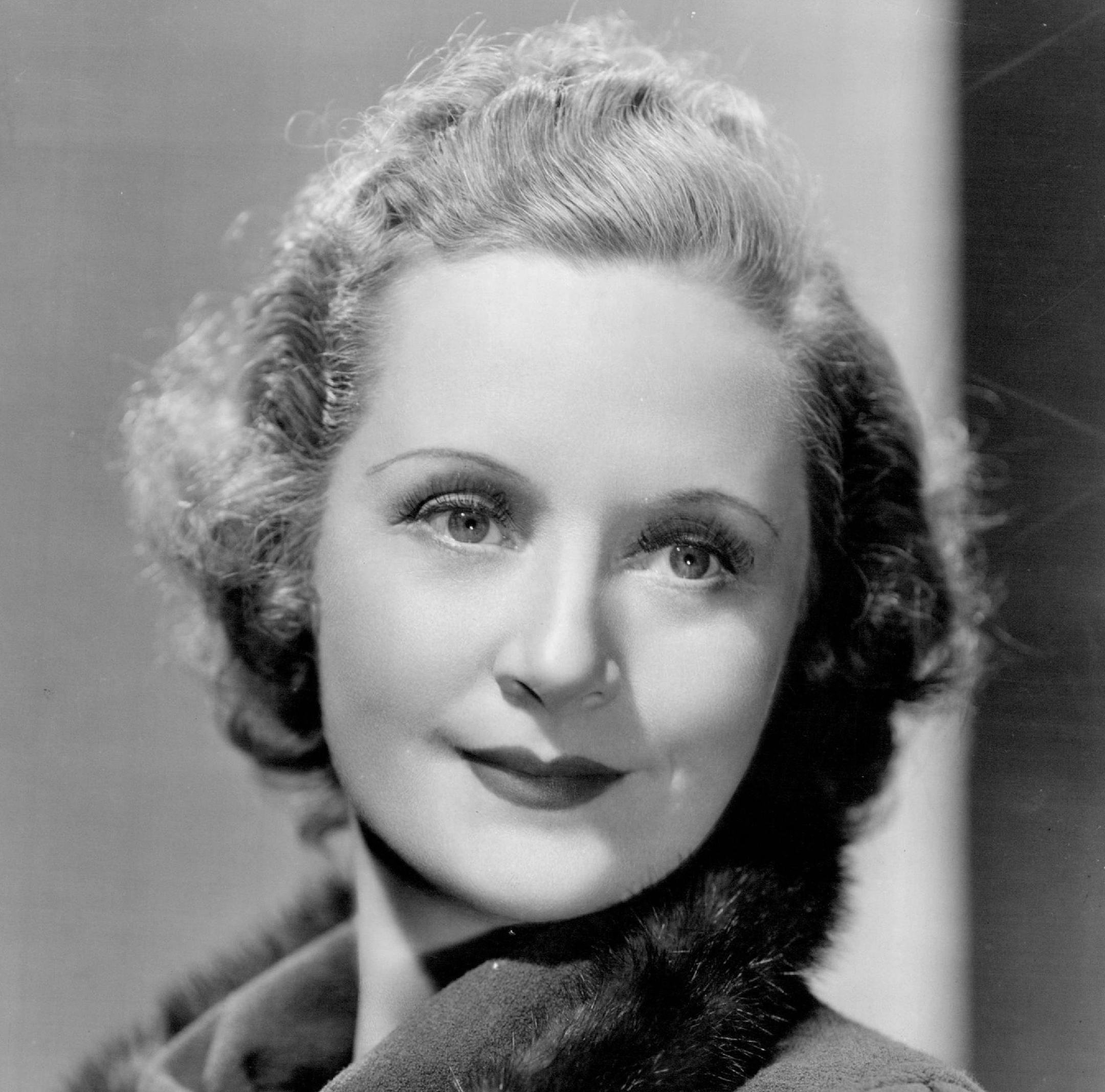 May 14, 1937 New Portrait Billie Burke enjoys a leisure interlude during the filming of Metro-Goldwyn-Mayer's "Parnell," which co-stars Myrna Loy and Clark Gable under the direction of John M. Stahl.