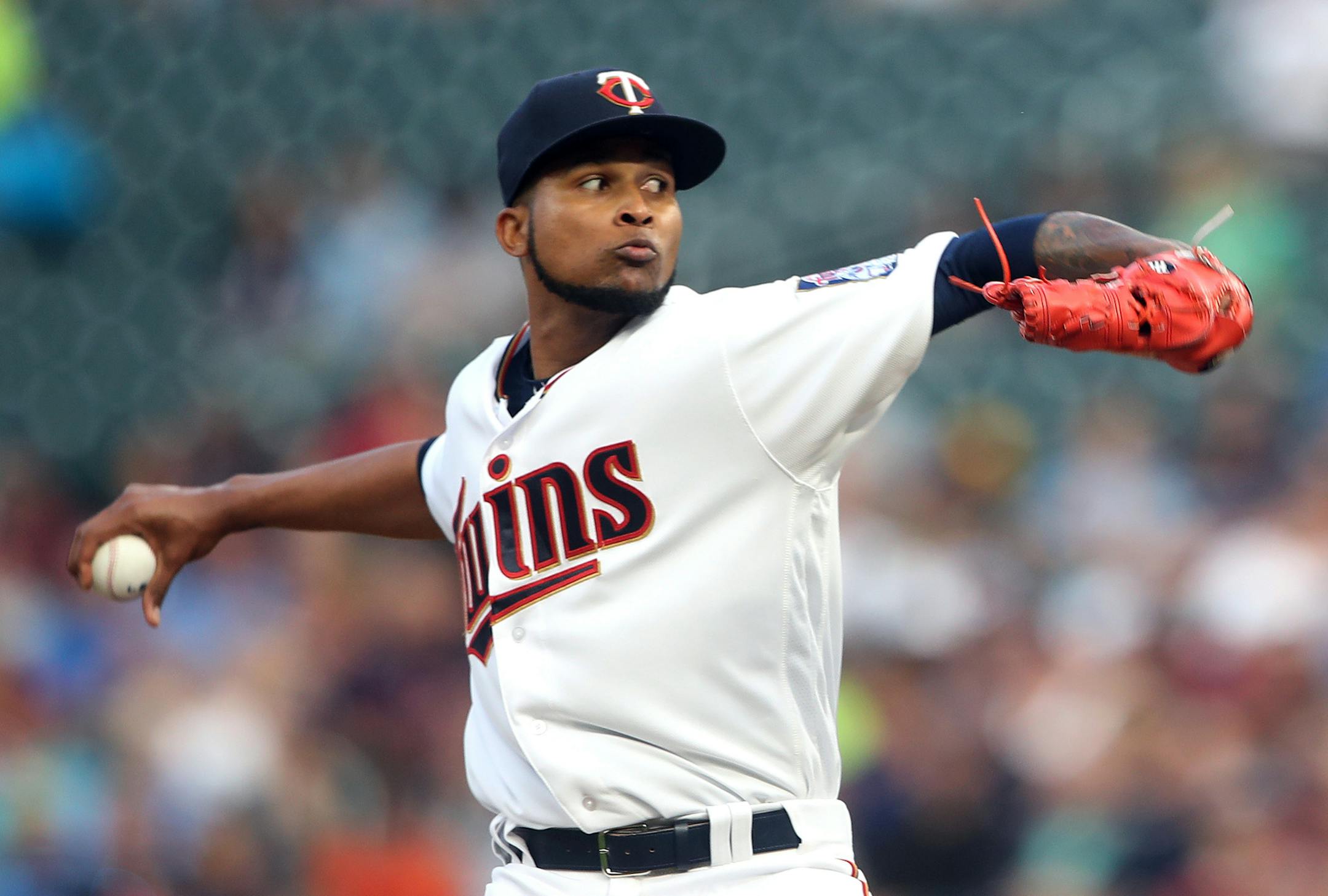 Twins starting pitcher Ervin Santana