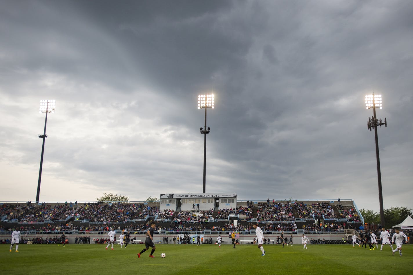 Minnesota United FC and Jacksonville Armada FC played under rainy conditions for much of Saturday night's game. ] Aaron Lavinsky &#x2022; aaron.lavinsky@startribune.com Minnesota United FC played Jacksonville on Saturday, May 23, 2015 at the National Sports Center in Blaine.