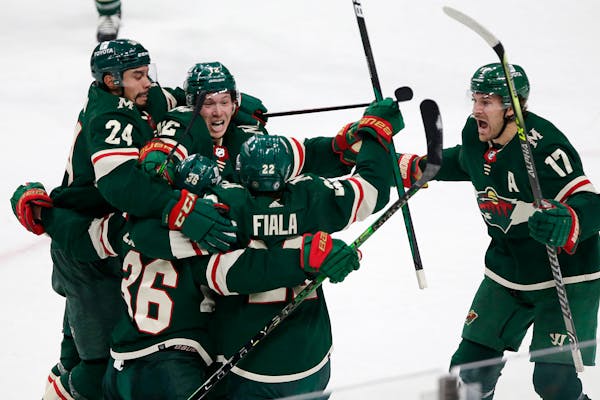 Wild's pull-the-goalie strategy is about team success, Evason says