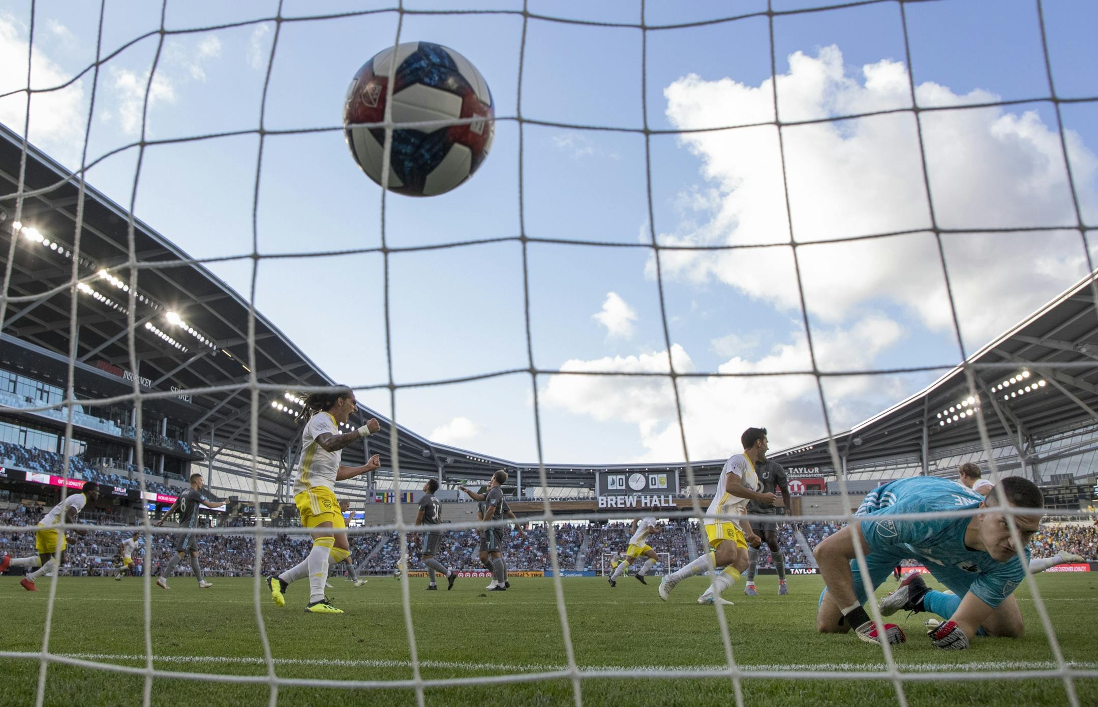 Santiago Moar (11) of New Mexico United shot the ball past Minnesota United goalkeeper Vito Mannone (1) for a goal in the first half.