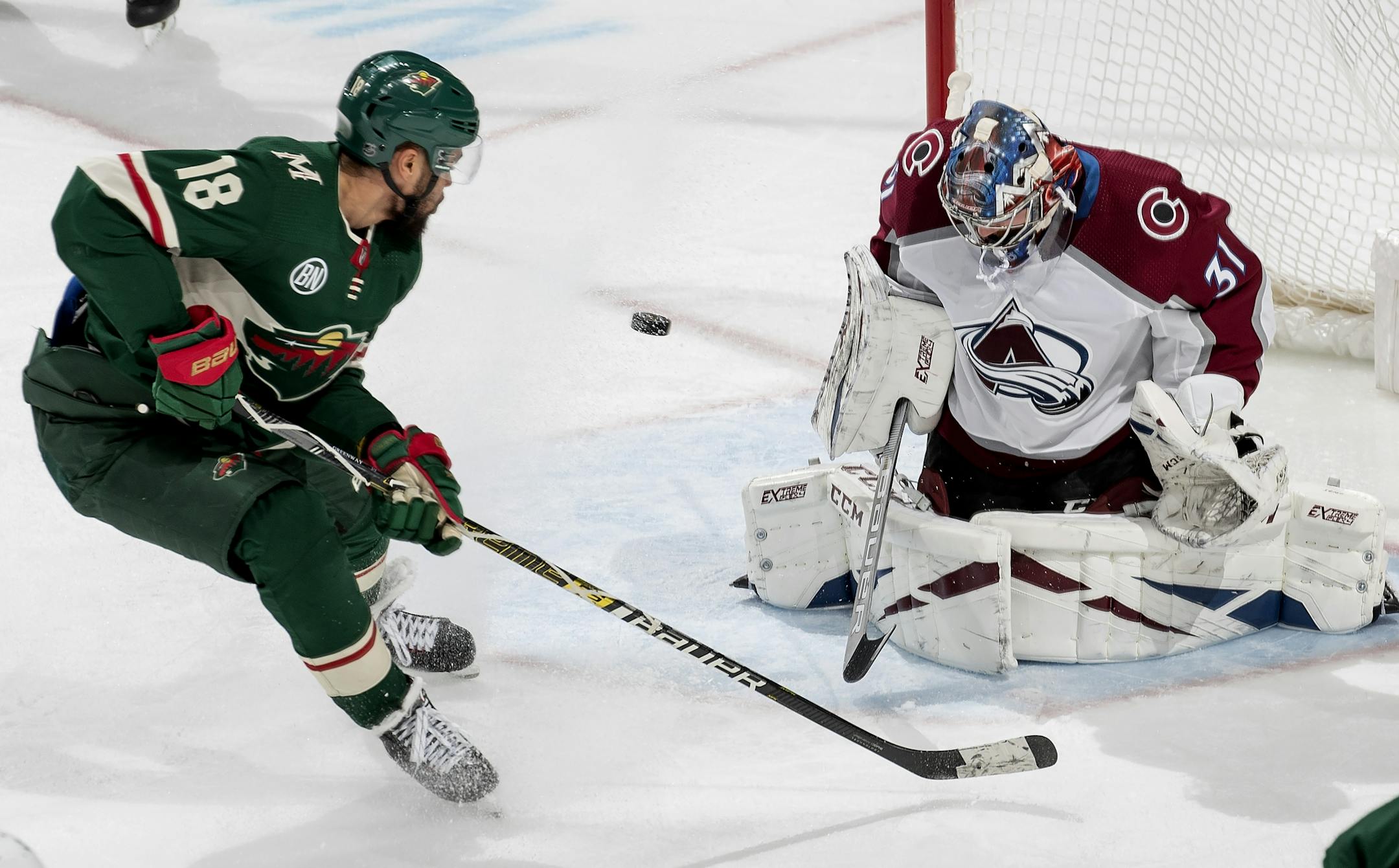 Avalanche goalie Philipp Grubauer (31) blocked a shot in the second period.