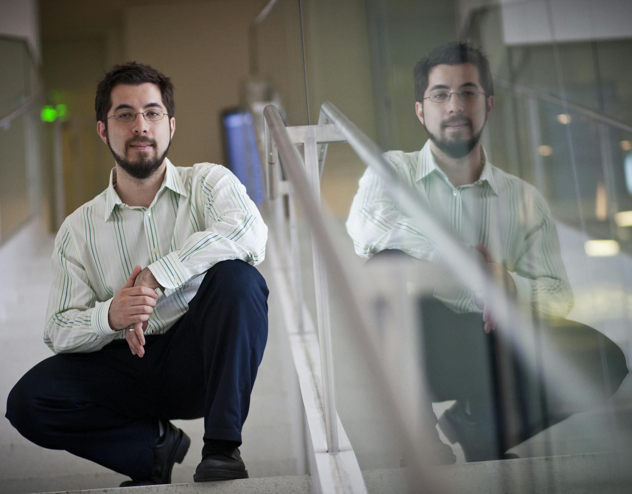 An undated handout photo of Edward Boyden, a co-director of the MIT Center for Neurobiological Engineering. In a paper published last week in the journal Science, researchers at MIT said they were able to increase the physical size of cultured cells and tissue by as much as five times while still preserving their structure, using a new technique with regular optical microscopes. (Dominick Reuter/MIT News via The New York Times) -- NO SALES; FOR EDITORIAL USE ONLY WITH STORY SLUGGED SCI MICROSCOP