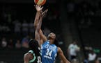 Sylvia Fowles made it 20-for-20 on lost tipoffs this season when she beat Tina Charles on Tuesday but intentionally tipped to the Liberty&#x2019;s Epi