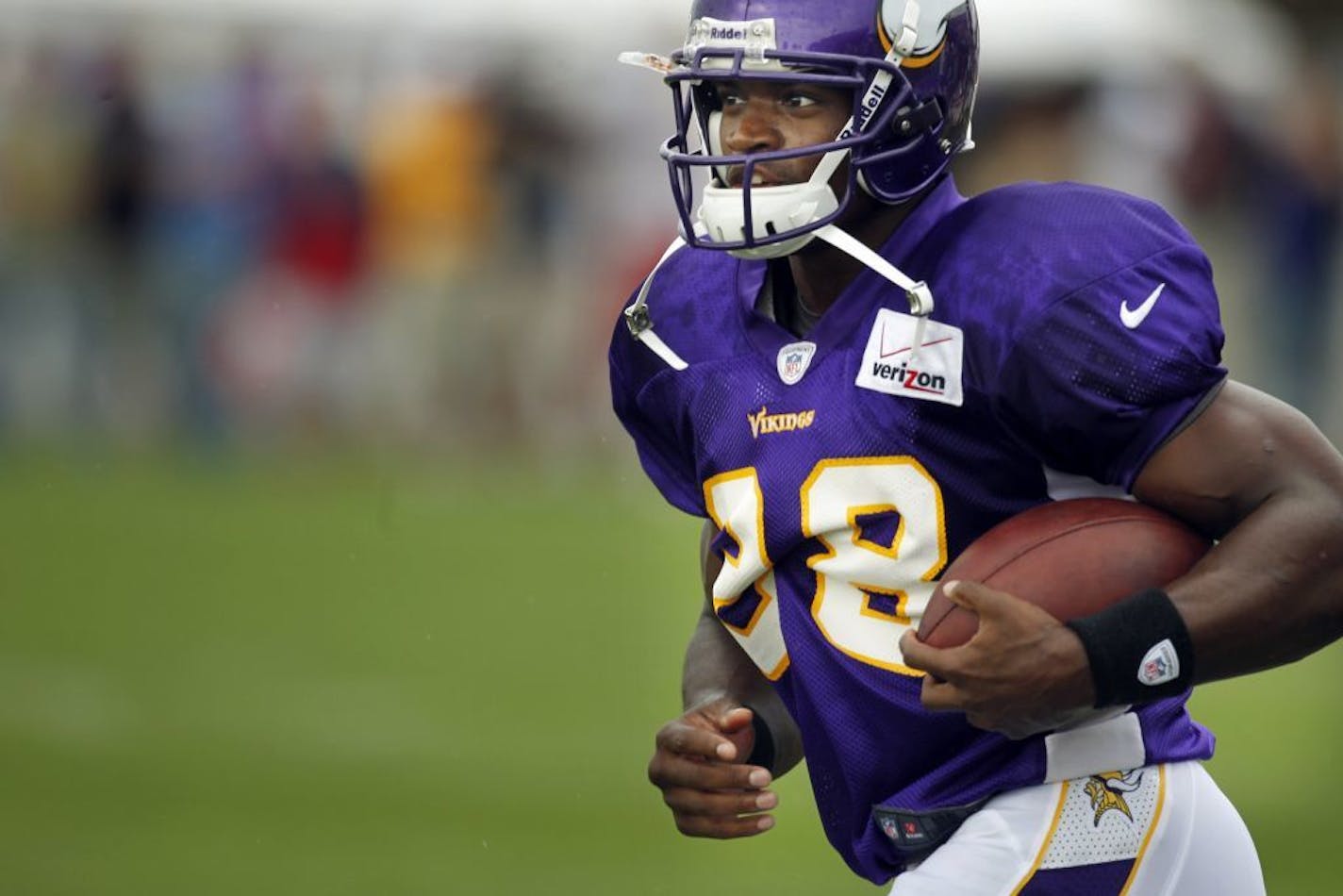 Vikings running back Adrian Peterson