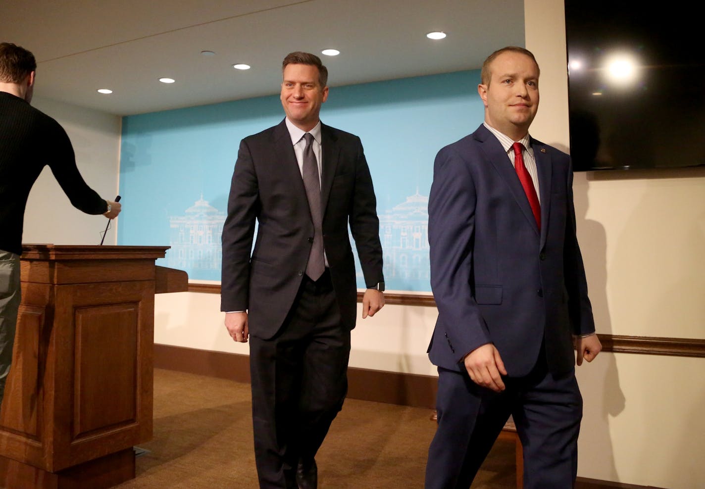 Minnesota House Speaker Kurt Daudt, left, and fellow Republican legislators Rep. Nick Zerwas (R-Elk River), right