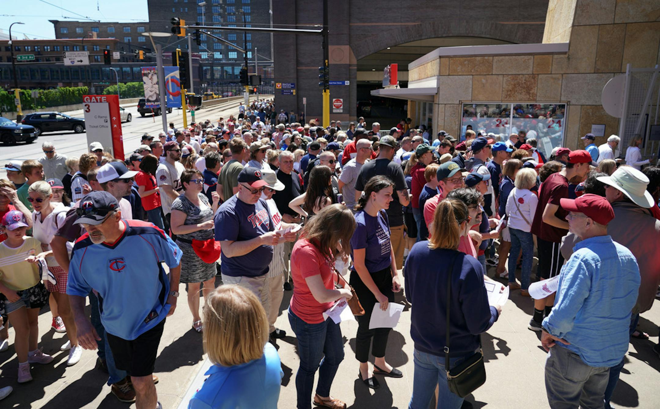 Who is catching Twins fever? With the local lads crushing the world of baseball and a beautiful day for a game on Thursday, the lines were long but fans were rewarded with a victory over the Mariners. Here, the lines were long outside gate 3 as the National Anthem was played inside the park to start the game. ]
brian.peterson@startribune.com
Minneapolis, MN Thursday, June 13, 2019