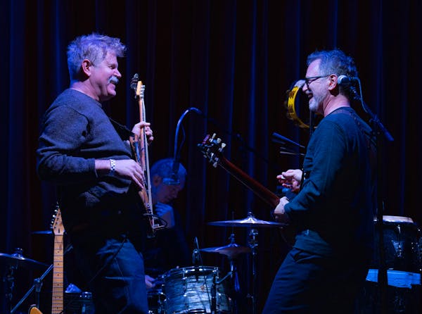 Review: Reopening time for Semisonic begins with intimate Icehouse gig before First Ave shows