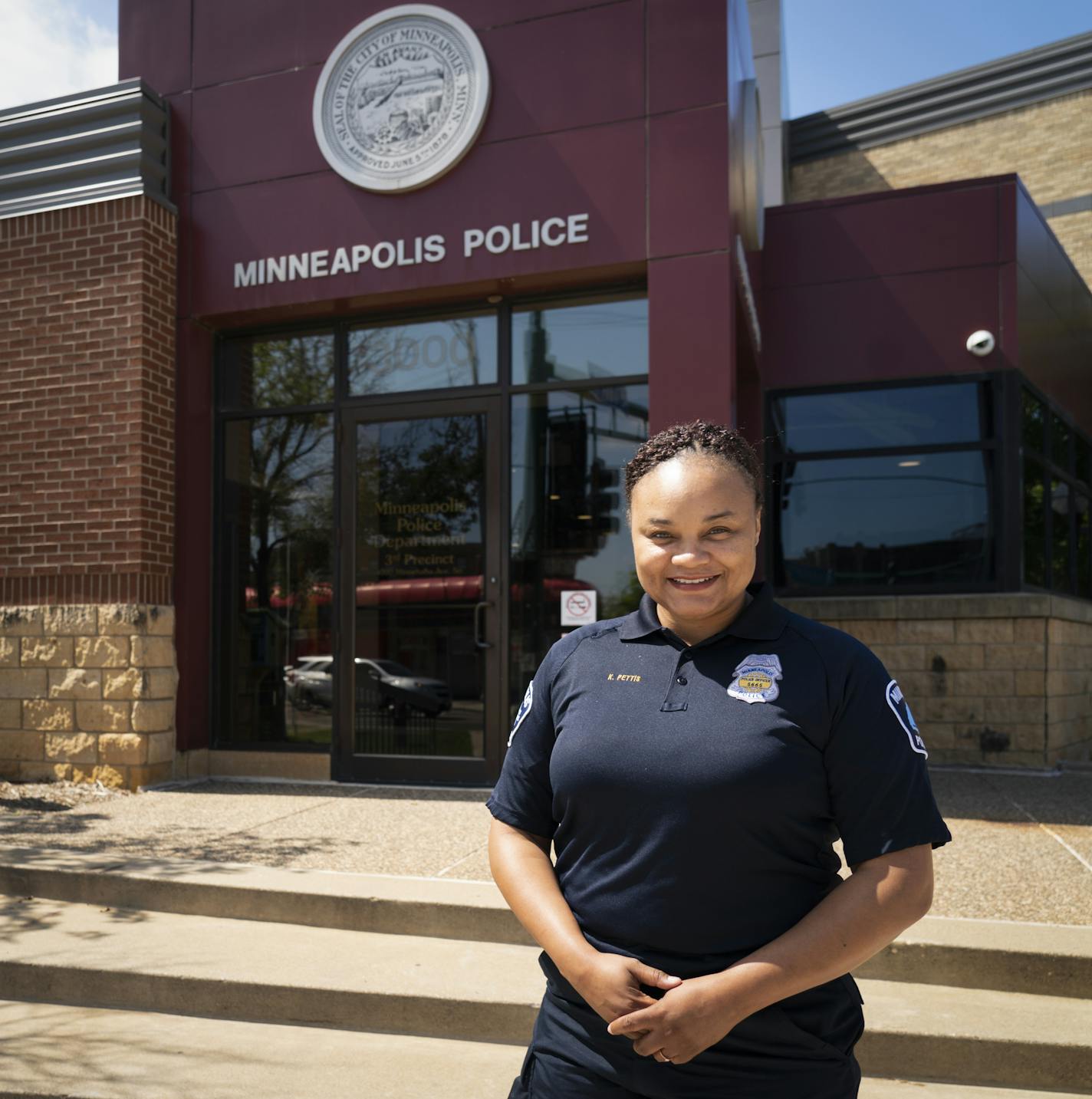 Minneapolis Police officer Keia Pettis stood outside the Third Precinct building for a portrait. ] Shari L. Gross &#xa5; shari.gross@startribune.com Officer Keia Pettis, an officer with the precinct's CRT team, is planning to host an all-female citizens police academy later this year, geared toward women who've never seriously considered a career in law enforcement.
The MPD is planning a weeklong Woman's Academy, modeled after a similar program in Ramsey County, which is aimed at attracting more