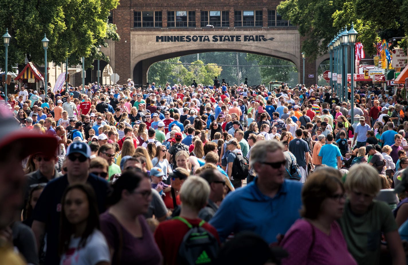 Huge crowds on opening day of the Minnesota State Fair. ] GLEN STUBBE &#x2022; glen.stubbe@startribune.com Thursday August 24, 2017 Opening day of the Minnesota State Fair, Thursday August 24, 2017 EDS, AVAILABLE FOR ANY USE