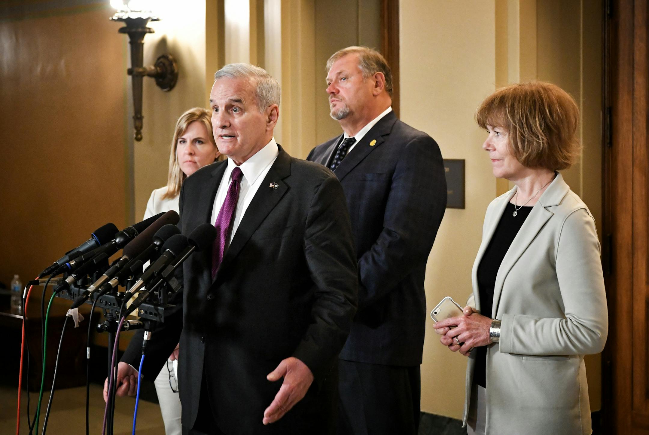 Governor Mark Dayton emerged from the Cabinet meeting room with Lt. Governor Tina Smith, Senate Minority Leader Tom Bakk and House Minority Leader Melissa Hortman, after meeting with Republican leaders on the budget bills. ] GLEN STUBBE &#xef; glen.stubbe@startribune.com Tuesday, May 16, 2017 EDS: These shots are from TUESDAY evening but did not run. Can be used if nothing fresh of Governor today.