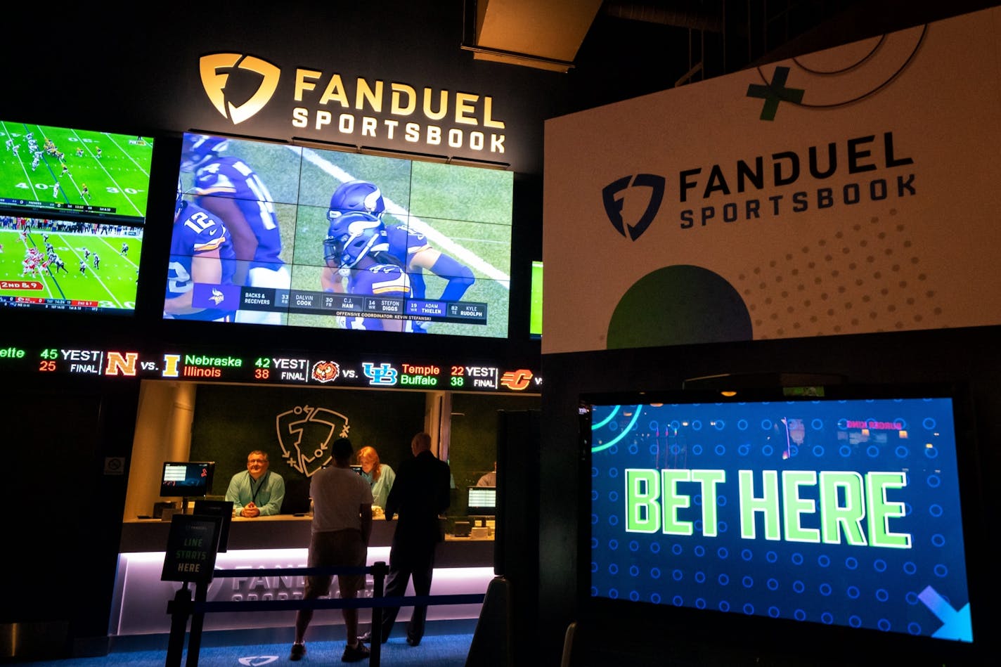 FanDuel Sportsbook runs the sports betting operations at Diamond Jo Casino.