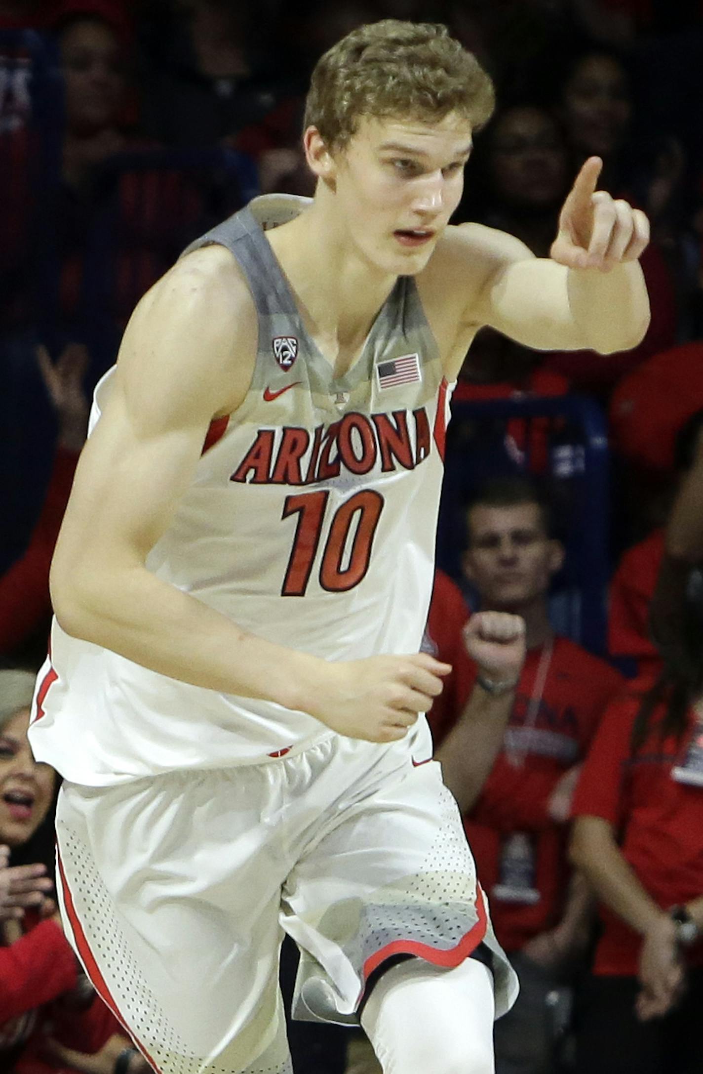 Arizona forward Lauri Markkanen (10) during the first half of an NCAA college basketball game against Arizona State, Thursday, Jan. 12, 2017, in Tucson, Ariz. (AP Photo/Rick Scuteri)