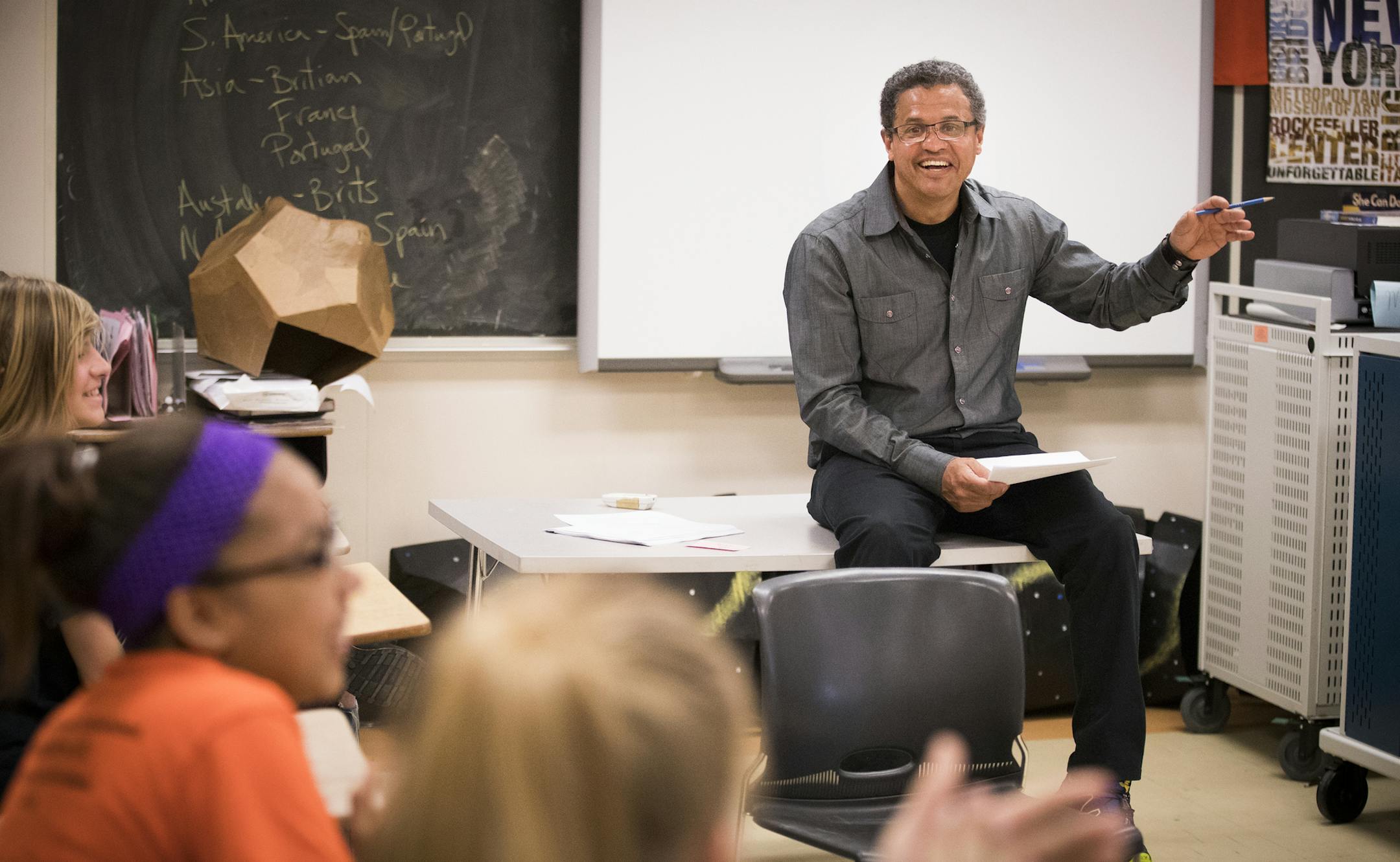 Ray Aponte teaches Laura Lanik's 9th grade world history class. ] LEILA NAVIDI ï leila.navidi@startribune.com BACKGROUND INFORMATION: South High School social studies teacher Laura Lanik plays principal for the day, switching places and daily duties with principal Ray Aponte on Friday, May 4, 2018. Lanik made a bucket list of fifty things to do after she turned 50 years old, and being principal for the day was on that list.