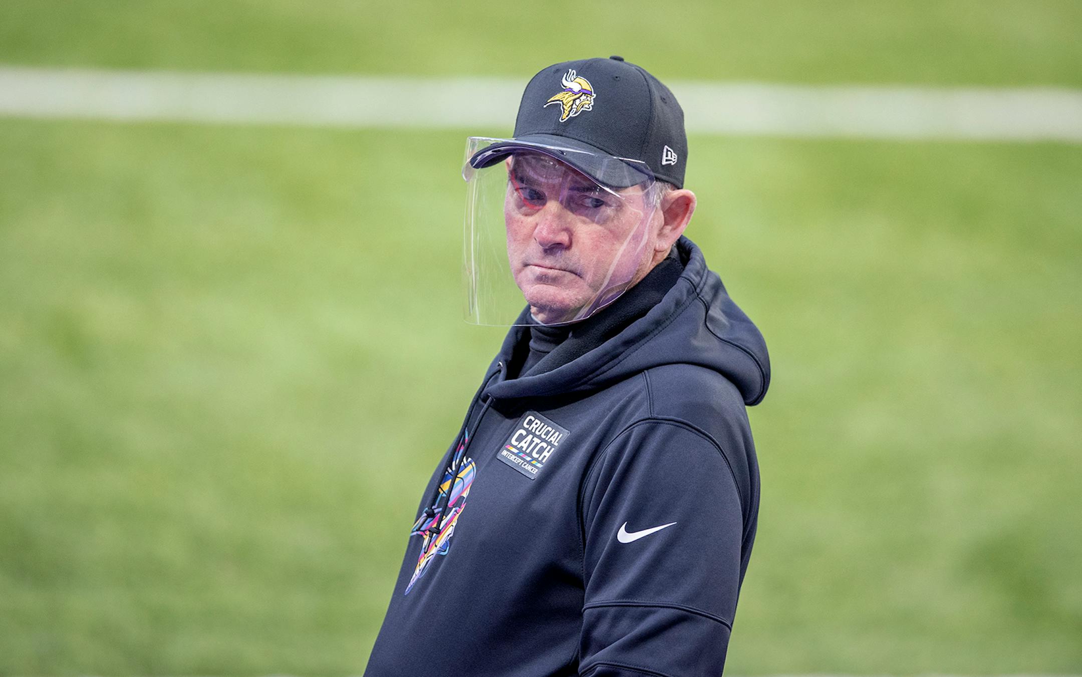Vikings Head Coach Mike Zimmer during pre-game warm-ups.