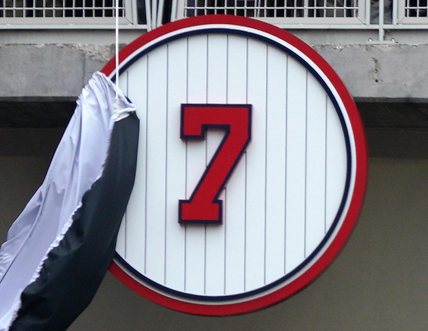 Former Twins star Joe Mauer's No. 7 was retired in a ceremony at Target Field on June 15.