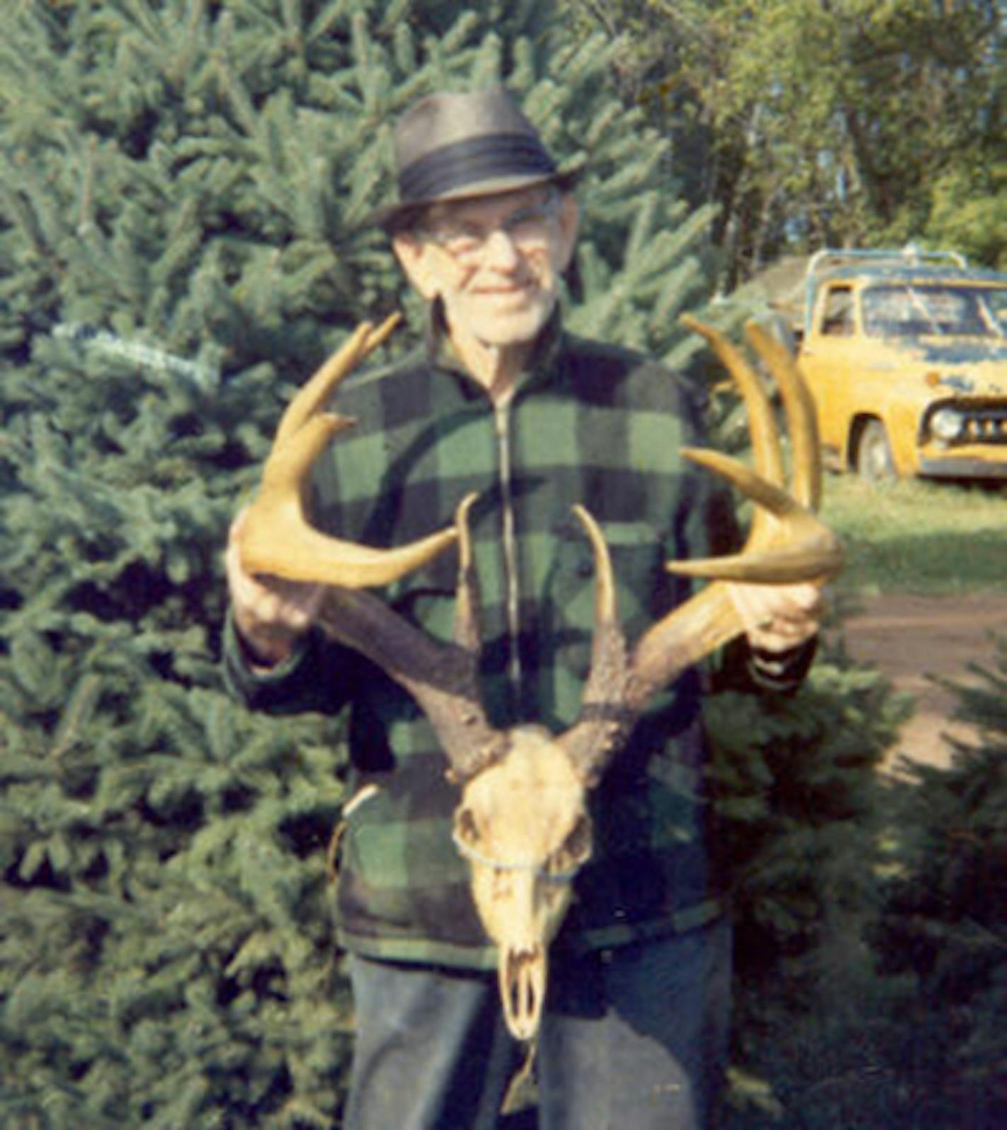 Jim Jordan with his record deer rack.