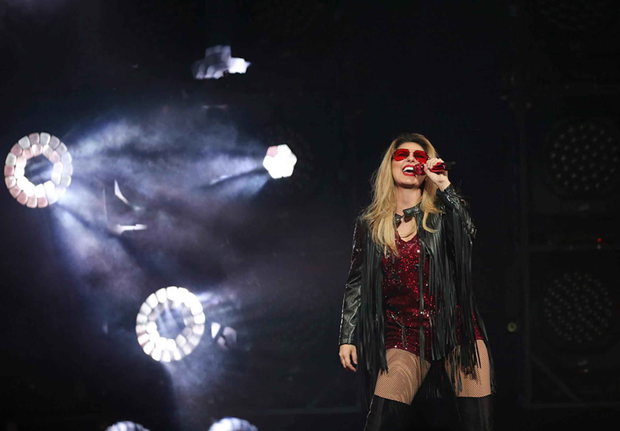 Shania Twain early in her show at Target Center Tuesday night. ] JEFF WHEELER ï jeff.wheeler@startribune.com Country superstar Shania Twain, after a long hiatus from the road, brought her Rock This Country Tour to Target Center in Minneapolis Tuesday night, July 28, 2015.