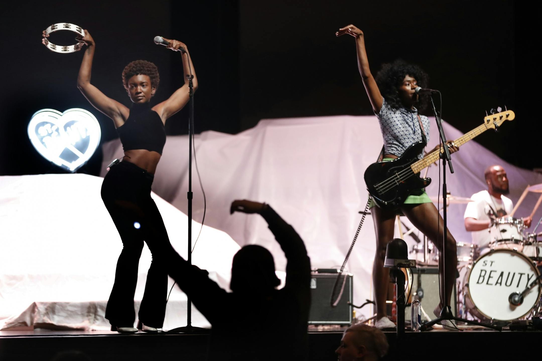 St. Beauty's Alexe Belle and Isis Valentino take on the stage before Janelle Monae.