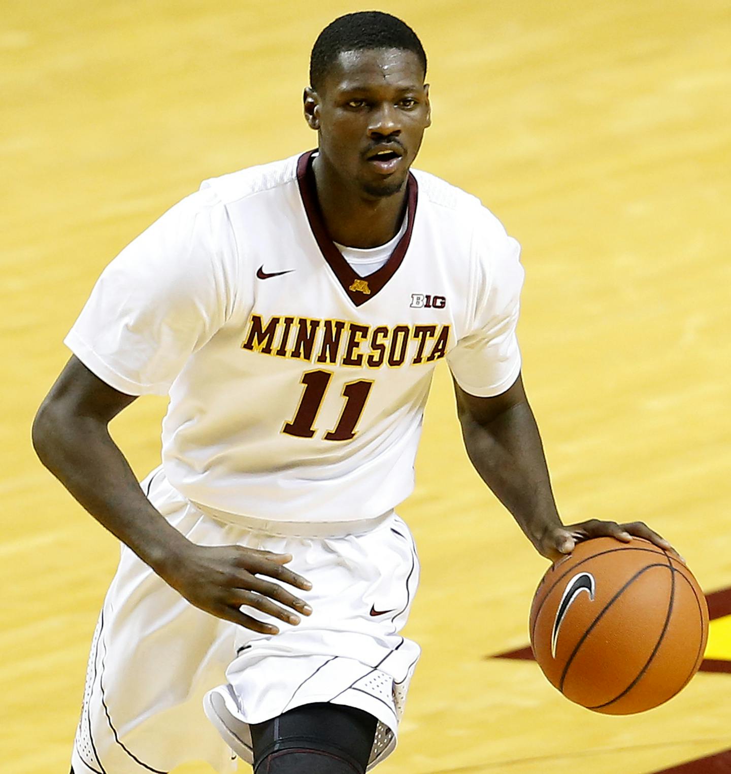 University of Minnesota Gophers Carlos Morris (11). ] CARLOS GONZALEZ &#xef; cgonzalez@startribune.com - December 16, 2015, Minneapolis, MN, Williams Arena, NCAA Basketball, University of Minnesota Gophers vs. Chicago State