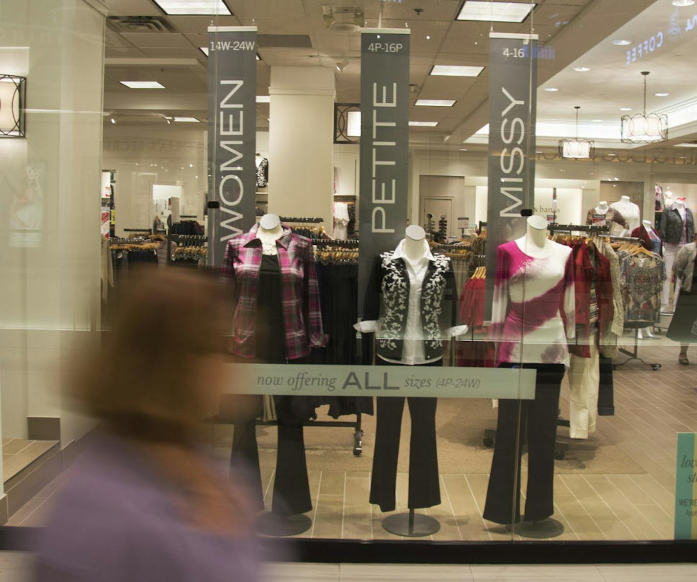 A display window at Christopher & Banks. ] Christopher & Banks CEO LuAnn Via shows us around the retailer's newly-redesigned Mall of America store. The retailer, which is still in the midst of a turnaround, is putting all of its brands under one roof, including its plus-sizes. 237660 Christopher 20035789A (DAVID BREWSTER/STAR TRIBUNE)