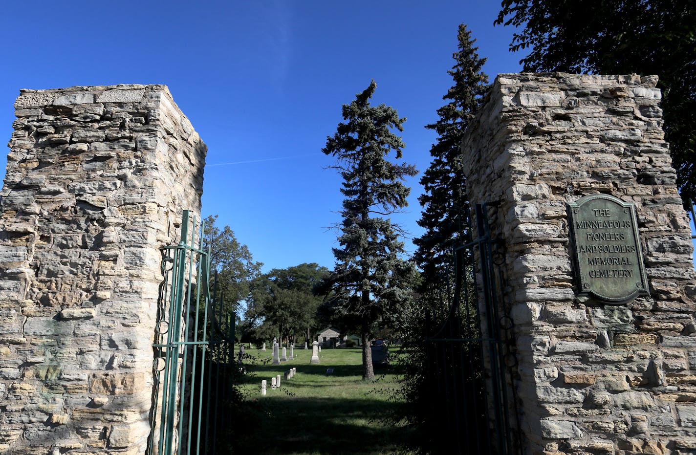 Volunteers who tend to the Minneapolis Pioneers and Soldiers Cemetery at E. Lake Street and Cedar Avenue S. say that sometime last week someone stole a plaque off an entrance pillar on Lake and damaged a companion pillar while trying to swipe a second plaque.