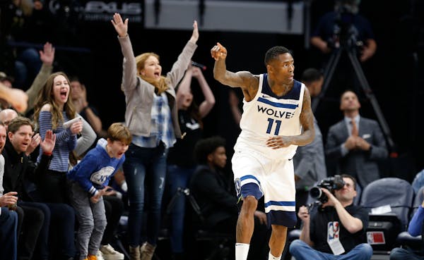 The Target Center crowd reacted after Timberwolves guard Jamal Crawford made a three-pointer during the second half against the Lakers earlier this mo