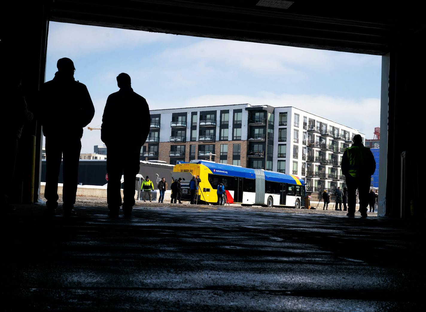 Metro Transit unveiled its first electric bus at a ceremony including Gov. Tim Walz. The bus will be part of a fleet serving the C Line rapid bus, which will connect north Minneapolis to downtown. ] GLEN STUBBE &#x2022; glen.stubbe@startribune.com Thursday, February 21, 2019 Metro Transit unveiled its first electric bus at a ceremony including Gov. Tim Walz. The bus will be part of a fleet serving the C Line rapid bus, which will connect north Minneapolis to downtown.