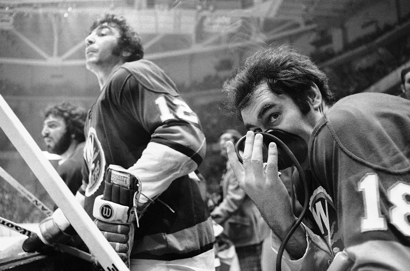 J.P Parise with the Islanders during the 1975 Stanley Cup Playoffs. The player of the right is Ed Westfall..