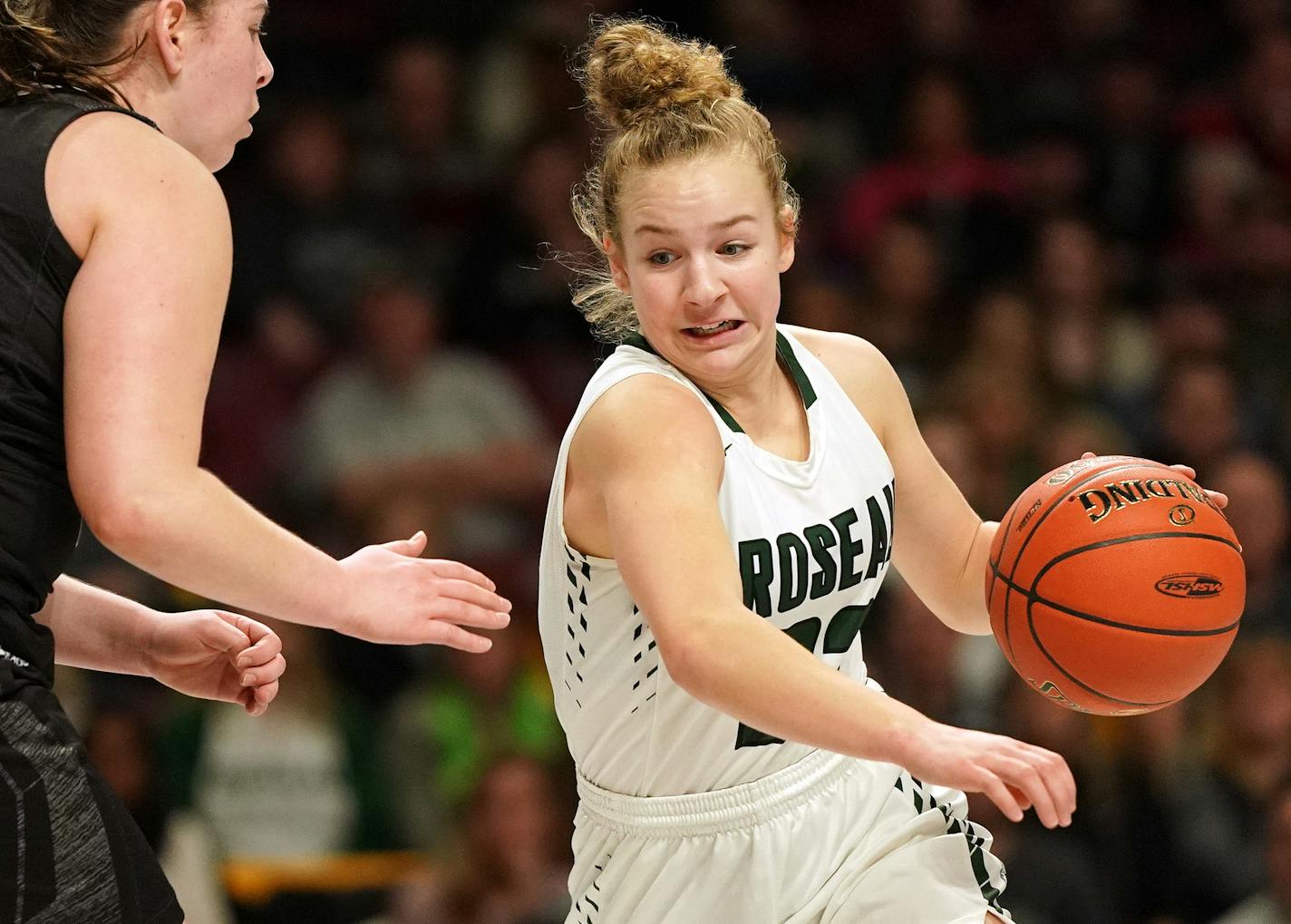 Roseau guard Katie Borowicz is expected to sign a letter of intent Wednesday to play for Gophers coach Lindsay Whalen next season.