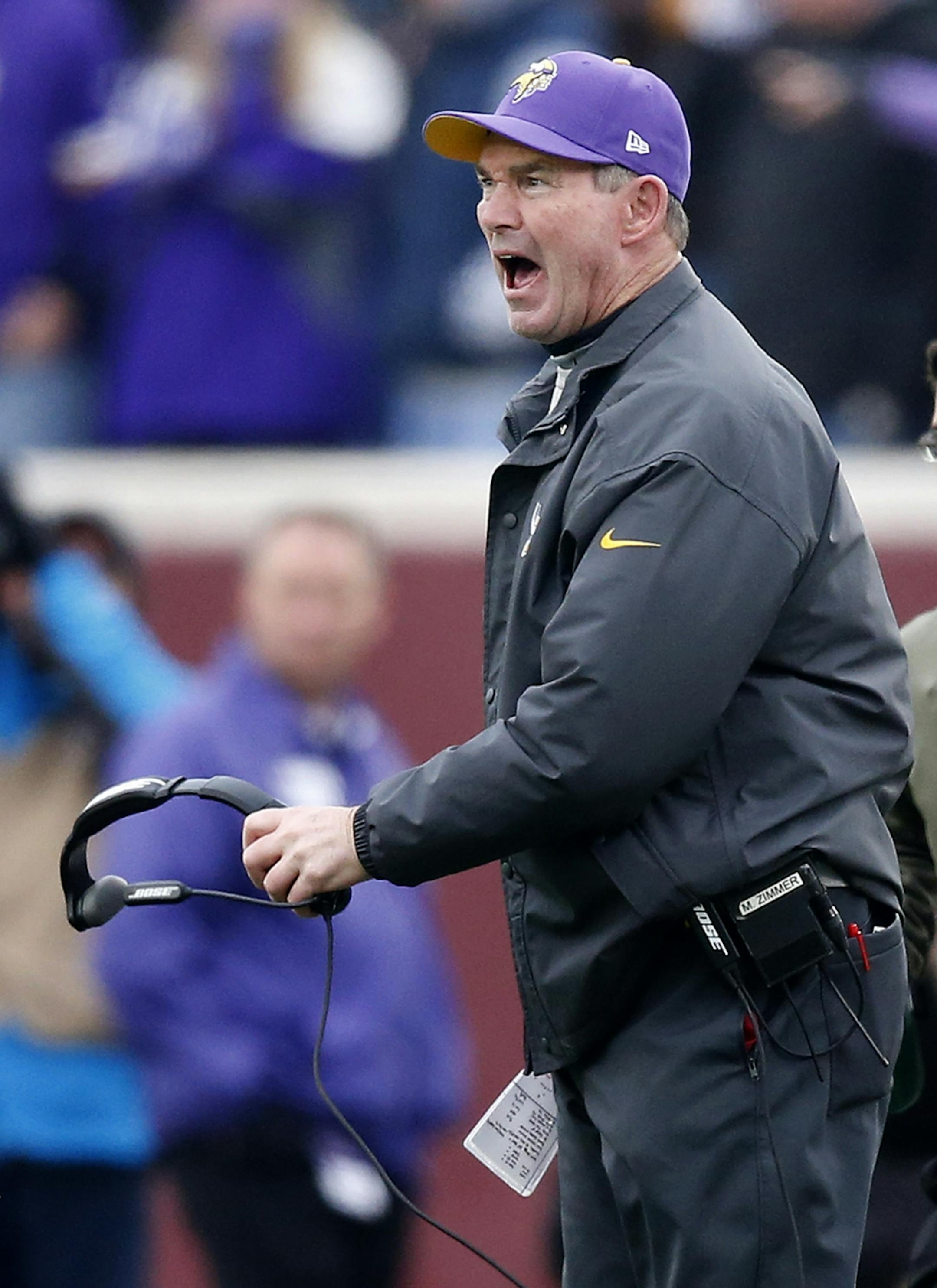 Minnesota Vikings head coach Mike Zimmer reacted after a play in the fourth quarter. Green Bay beat Minnesota by a final score of 24-21.