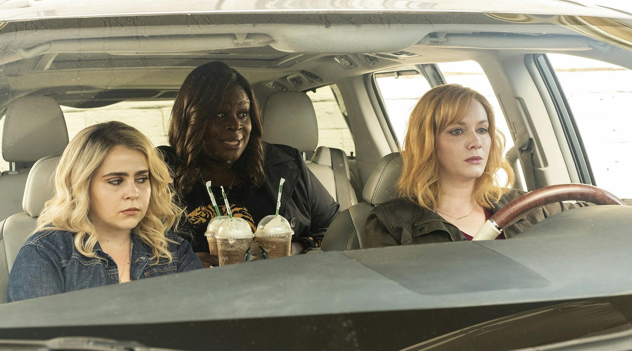 GOOD GIRLS -- "I'd Rather Be Crafting" Episode 201 -- Pictured: (l-r) Mae Whitman as Annie Marks, Retta as Ruby Hill, Christina Hendricks as Beth Boland -- (Photo by: Justin Lubin/NBC) ORG XMIT: Season:2